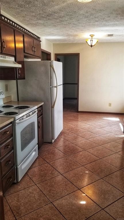 Foto del edificio - 7128 Bentley Ct