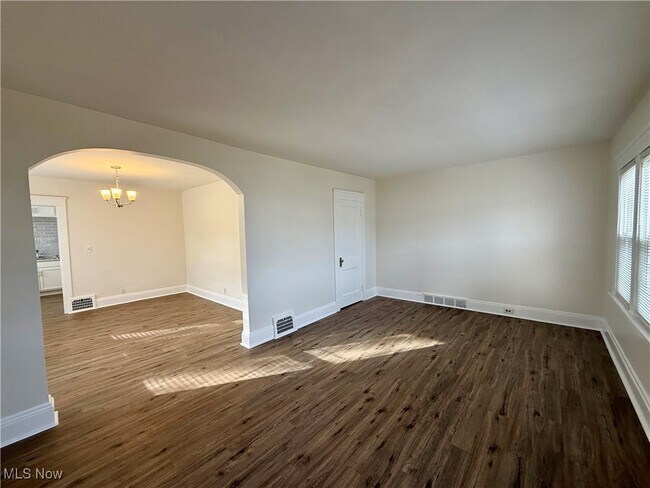 Foto del edificio - 4706 E 93rd St