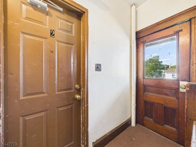Foto del edificio - 139 Fairview Ave