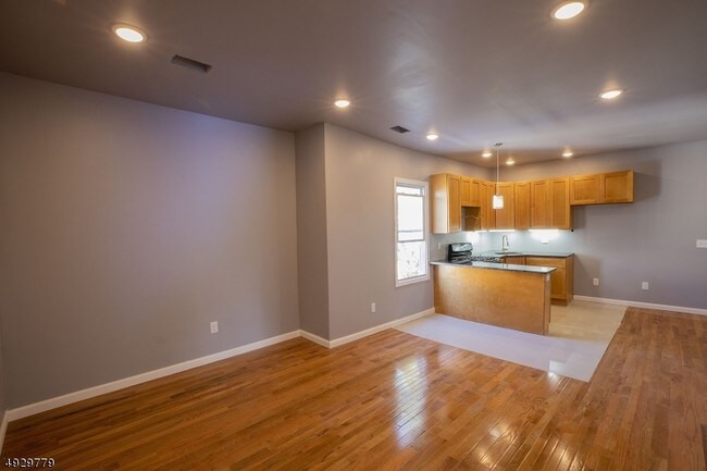 Foto del edificio - 399 E 28th St