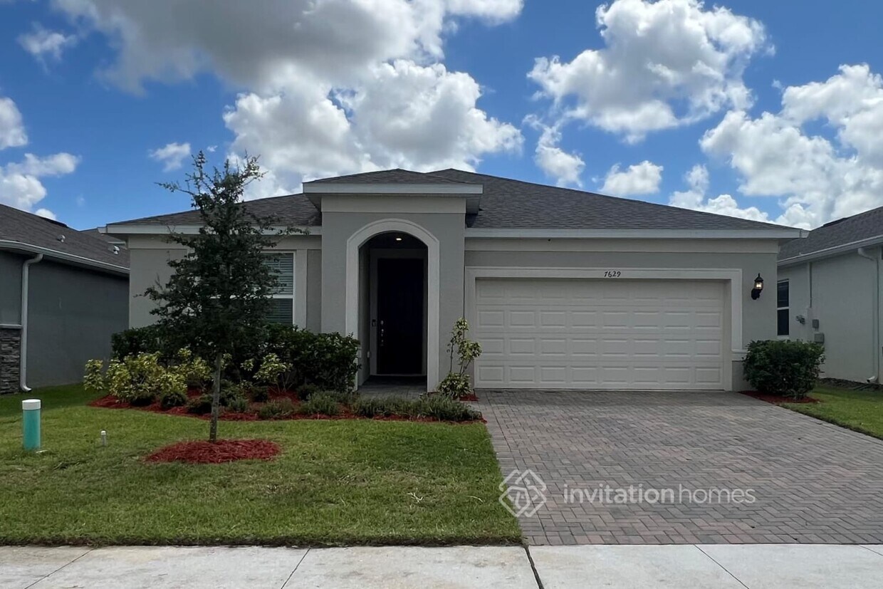 Foto principal - 7629 Syracuse Dr