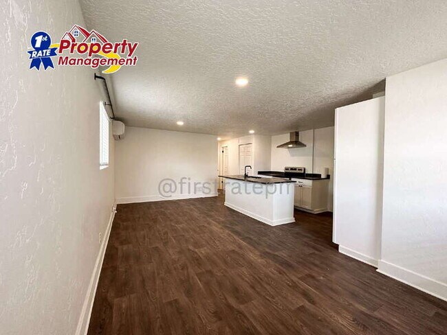 Foto del edificio - 6602 W Ustick Rd