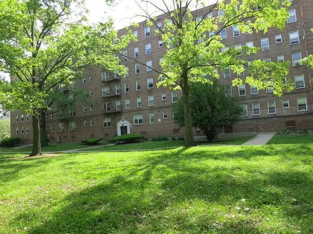 9 Nixon Court Room for Rent in Brooklyn, NY