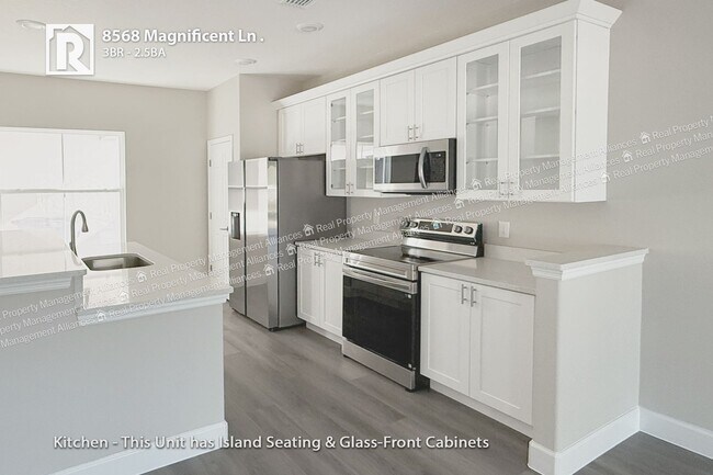 Foto del edificio - 8568 Magnificent Ln