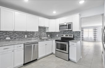 Building Photo - 4920 Locust St NE