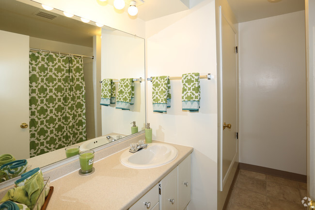 Baño - Edgebrook Estates