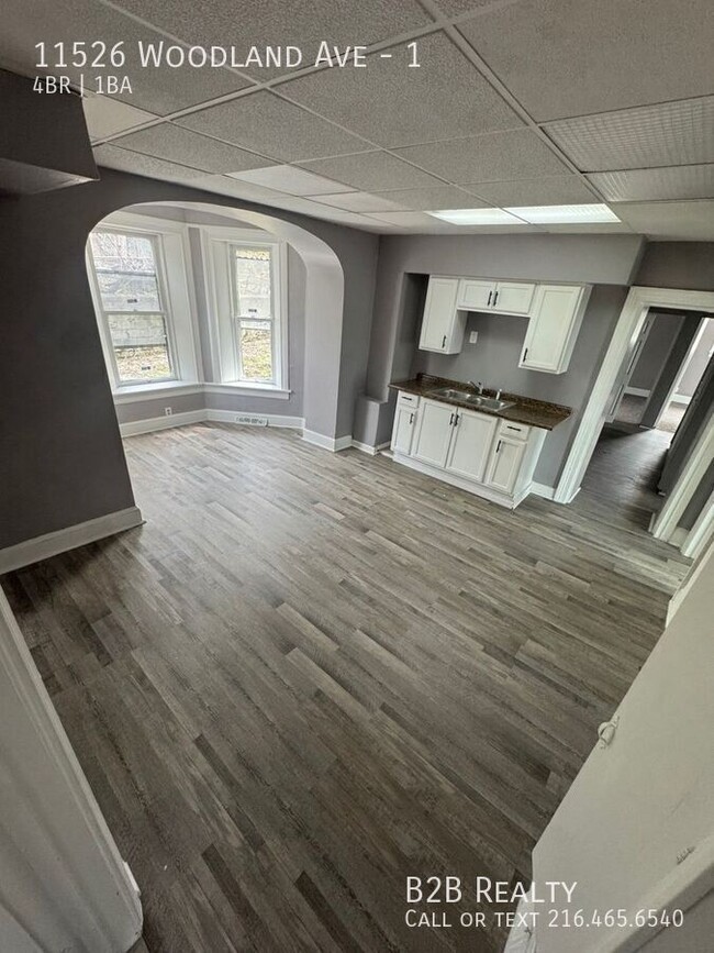 Building Photo - 11526 Woodland Ave