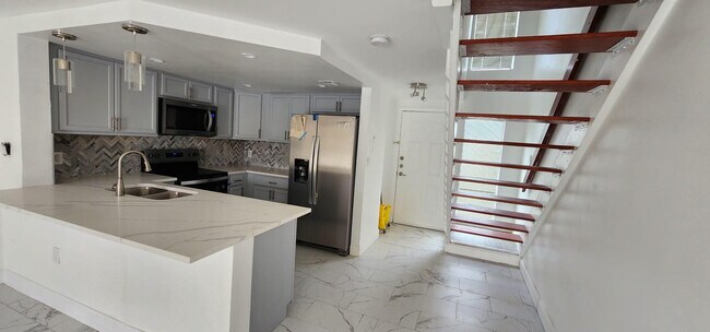 Foto del edificio - 5200 NW 31st Ave