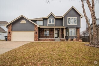 Building Photo - 919 Hogan Dr