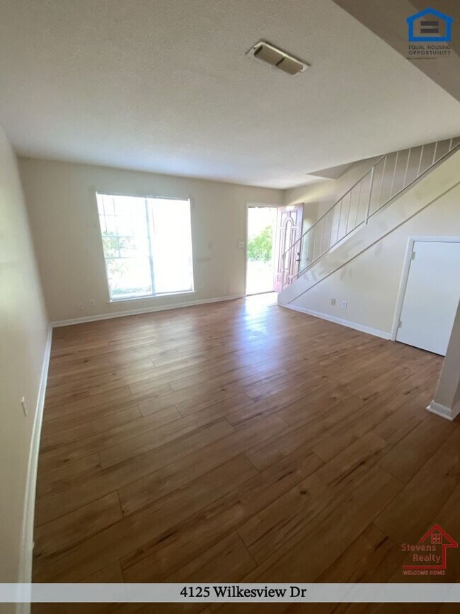 Foto del edificio - 4125 Wilkesview Dr