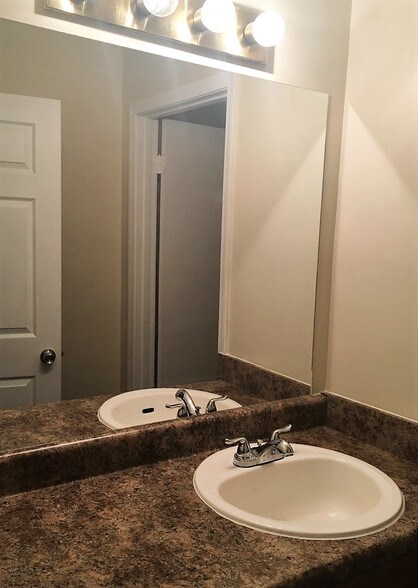 Bathroom Sinks Jackson Ms willow point apartments rentals - jackson, ms | apartments Bathroom Sinks Jackson Ms willow point apartments rentals - jackson, ms | apartments