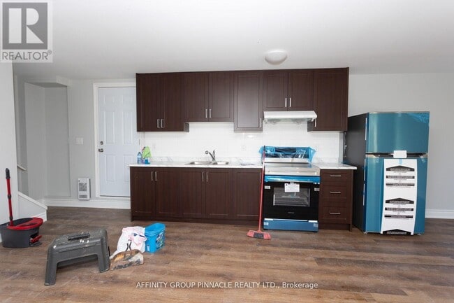 Building Photo - 26-26 Stoney Creek Rd