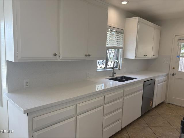 Foto del edificio - 337 Knight Way