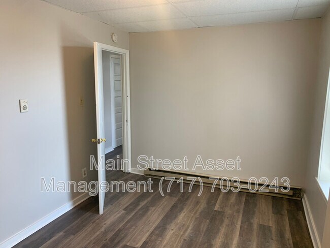 Foto del edificio - 235 Maclay St