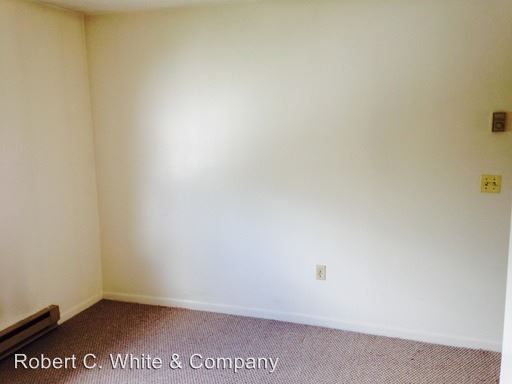 Building Photo - 409 East St