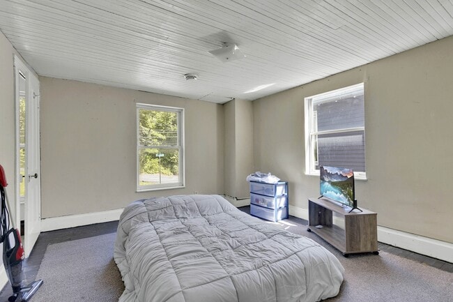 Foto del edificio - 352 Stewart St