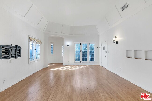 Foto del edificio - 414 N Ogden Dr