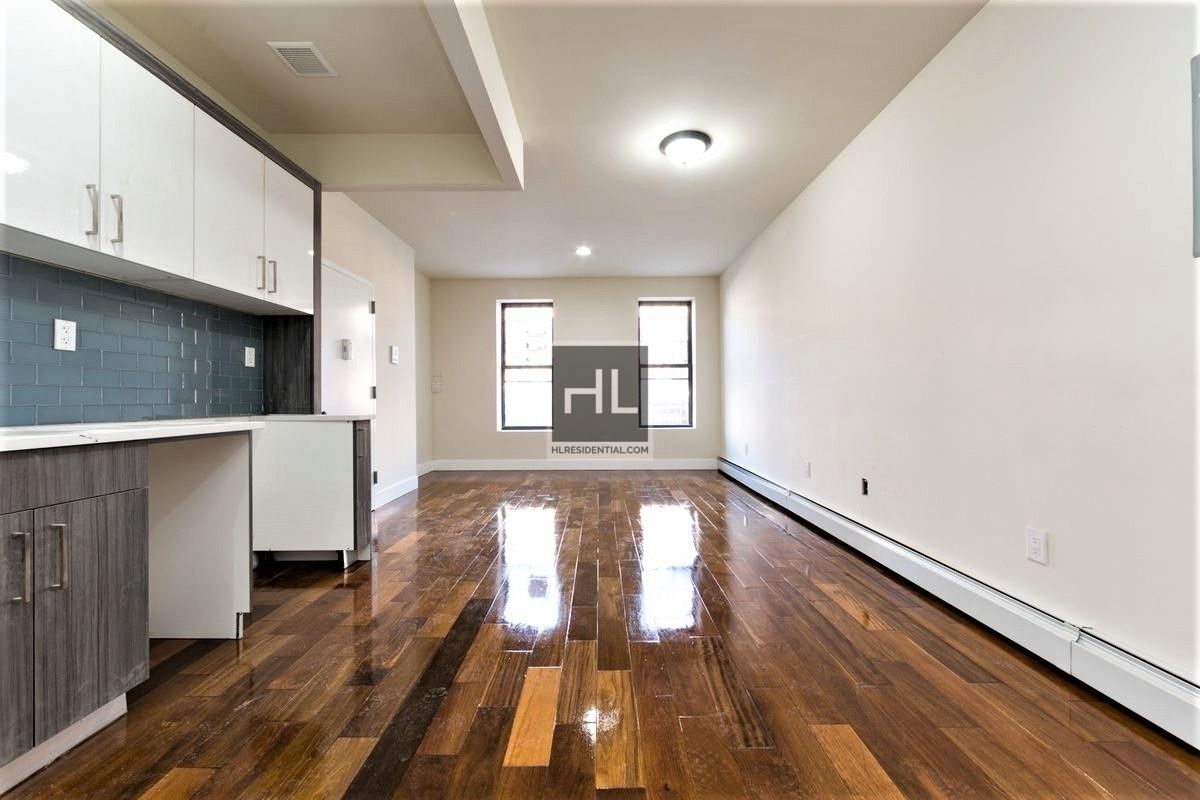 Primary Photo - NEWLY RENOVATED COZY 3 BEDROOMS/ 2 BATHROO...