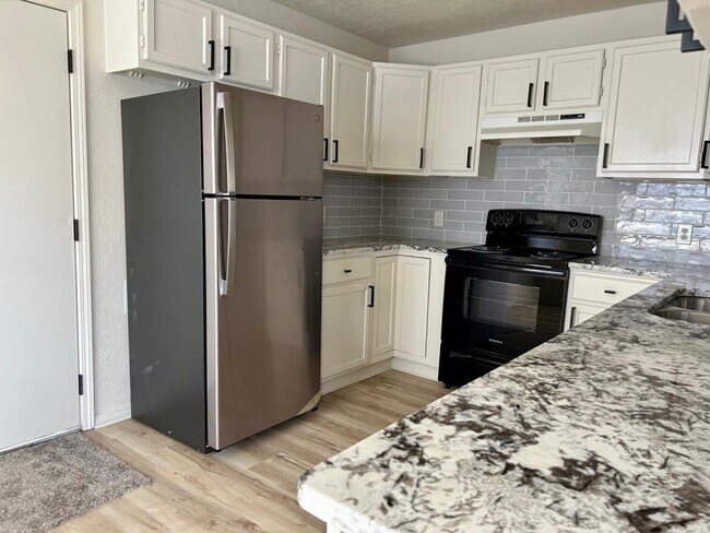 Foto del edificio - 1214 NW Columbia Ave