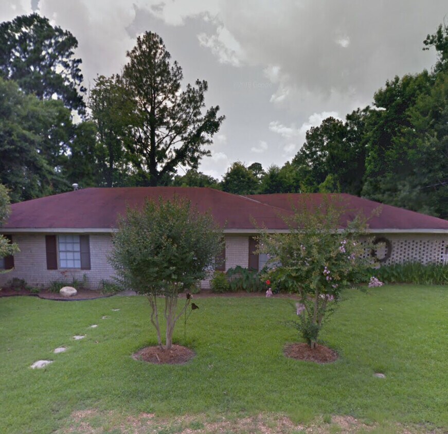 Primary Photo - 315 Beverly Loop