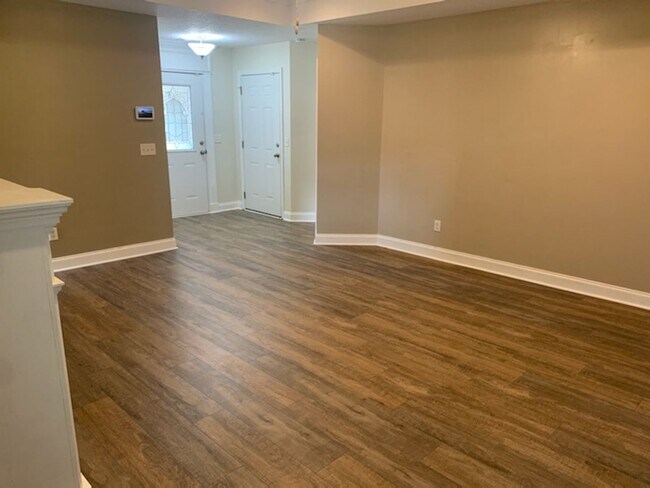 Foto del edificio - Stunning 3-Bedroom Home in Parish Crossing - Available for Rent