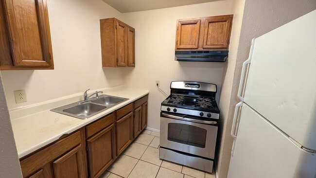 Building Photo - 11231 Belair Dr