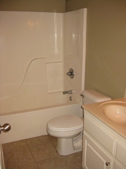Foto del edificio - 3 BD, 2 BA, Home in Cabot