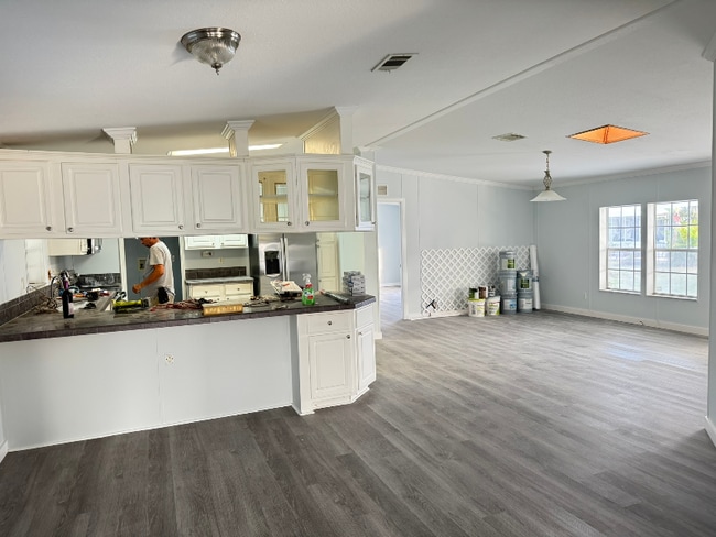 Building Photo - 1005 Waterway Dr