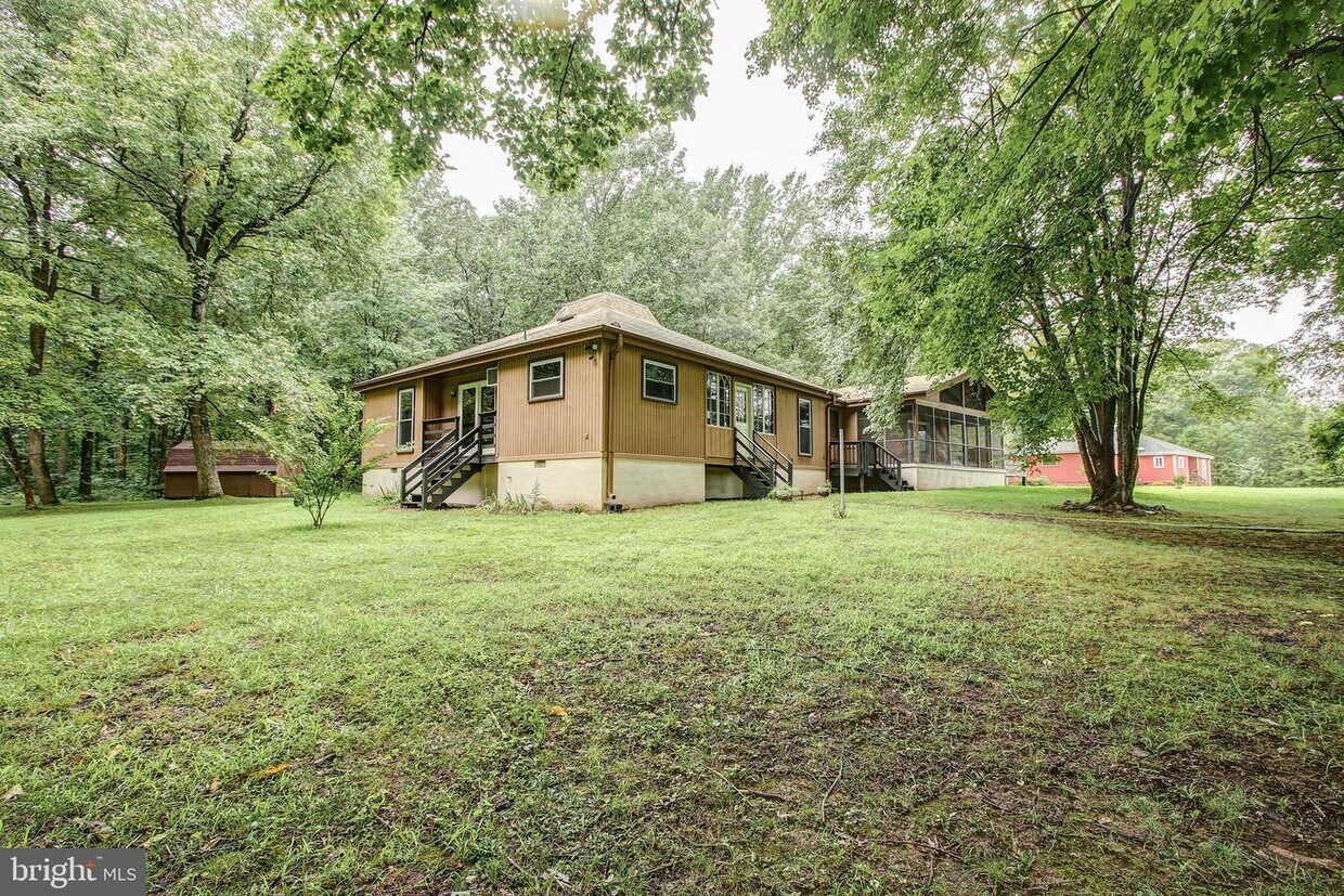 8297 Squires Ln, Warrenton, VA 20187 House Rental in Warrenton, VA