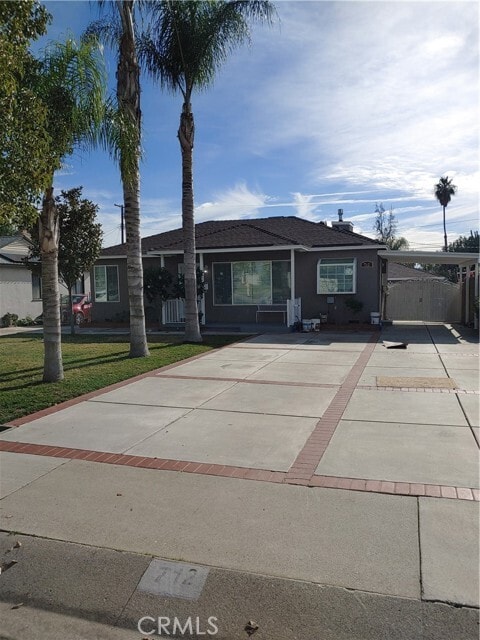 Foto principal - 712 E Yale St