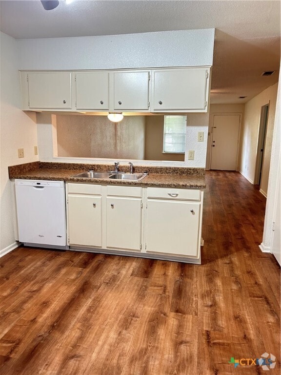 Building Photo - 1051 Country Club Unit G #26 Dr
