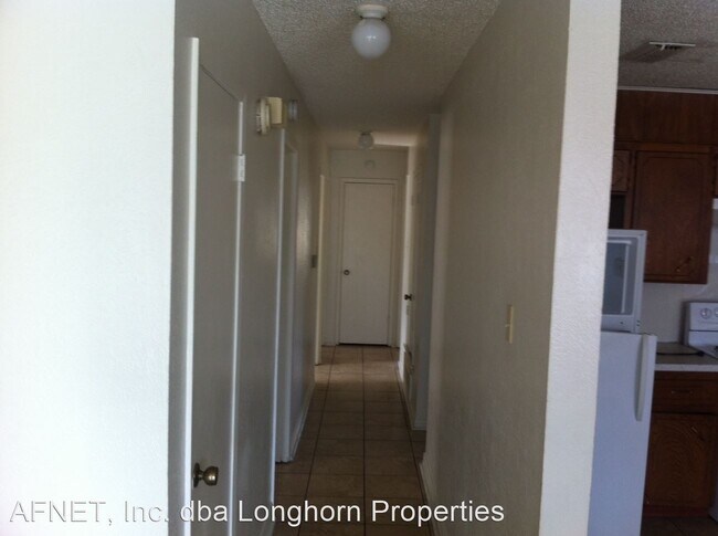 Foto del edificio - 4 br, 2 bath House - 1801 Gaynor Dr.