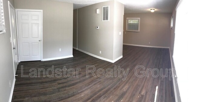 Building Photo - 9717 Galene Dr