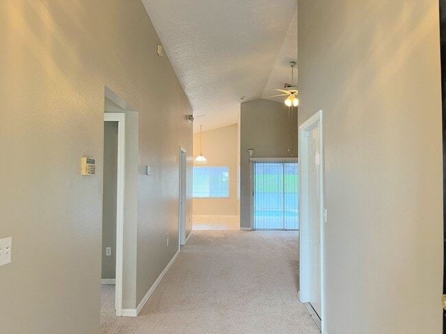 Foto del edificio - 509 Hillcrest Dr