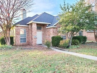 Building Photo - 9901 Dixon Ct
