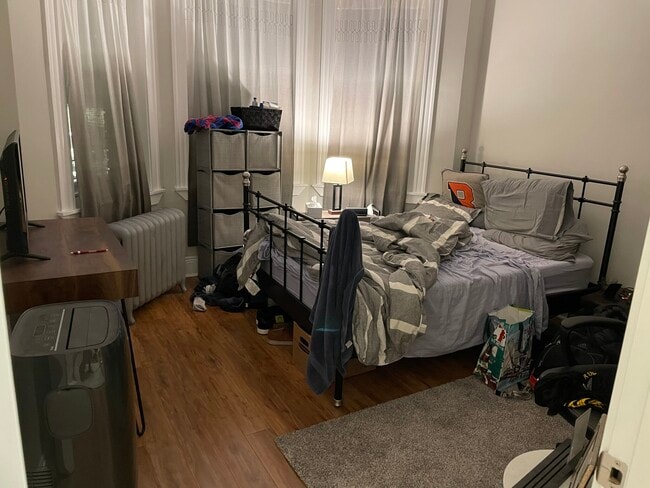 Building Photo - 10 Chester St