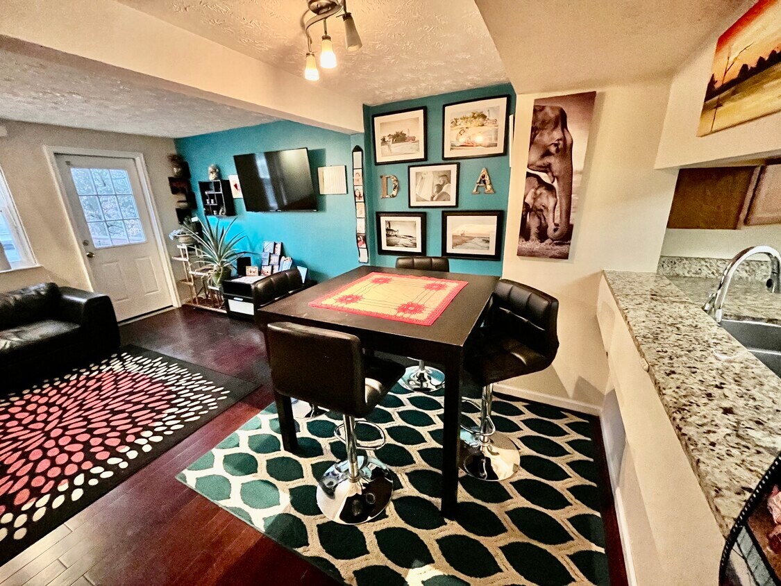 8777 Kanawha Ct, Lorton, VA 22079 Townhome Rentals in Lorton VA