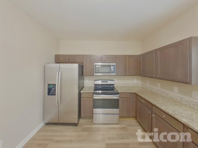 Building Photo - 4028 Effie Seward Dr