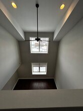 Building Photo - 970 Ridge Ave