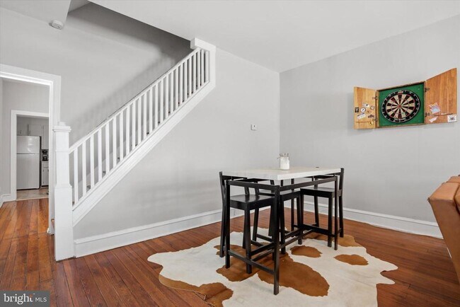 Foto del edificio - 343 Spring Mill Ave