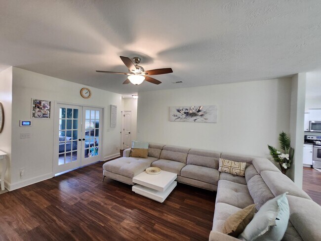 Building Photo - 408 Millwater Ct