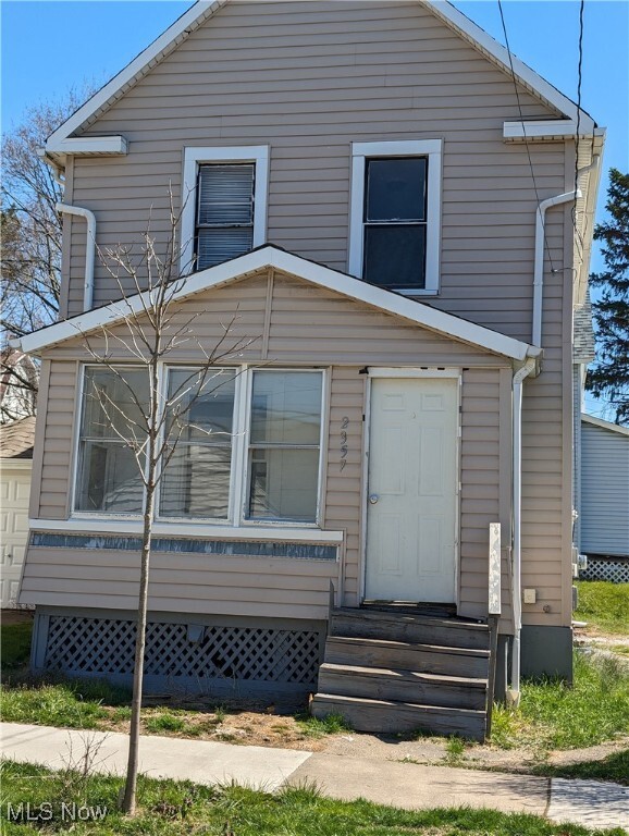2357 19th St SW Akron, OH 44314 – photo 1