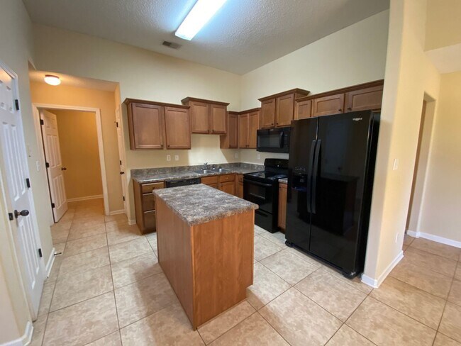 Foto del edificio - Gated Community - 3 Bedroom 2 Bathroom Cordova Rental Home