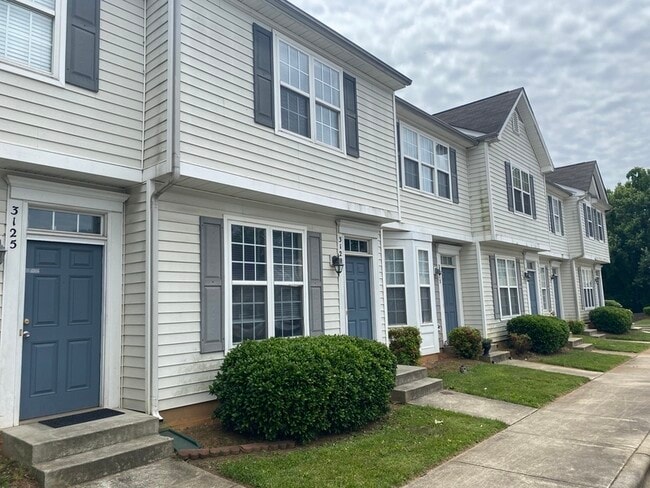 Building Photo - 3129 Nevin Pl Dr