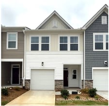 Building Photo - 461 Fran Dr