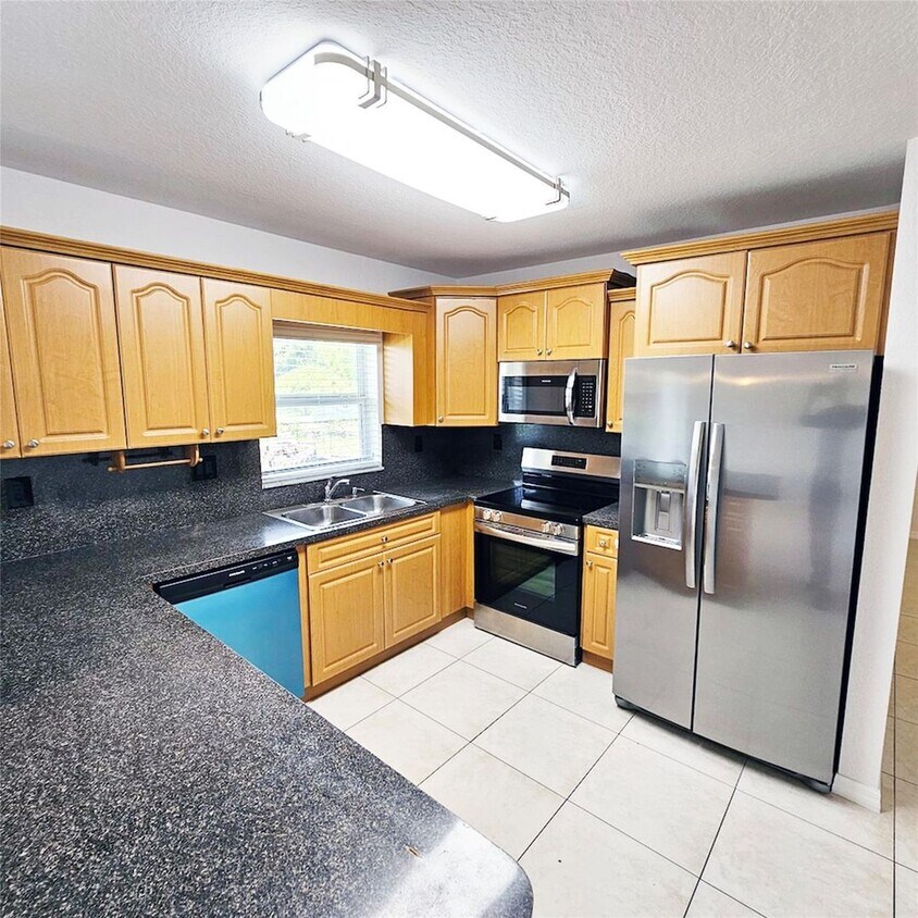Foto principal - 24 SW 6th St