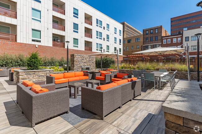 Courtyard - The Residences at Mid-town Park