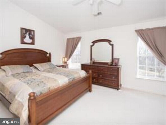 Foto del edificio - 514 Turnbridge Ct