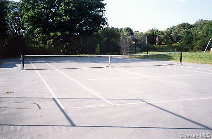 Foto del edificio - 7 Clay Pit Rd