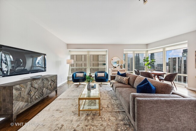 Foto del edificio - 57 E Delaware Pl